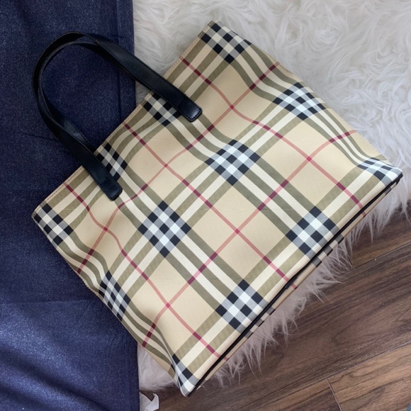 Burberry tote - Picture 2 of 7